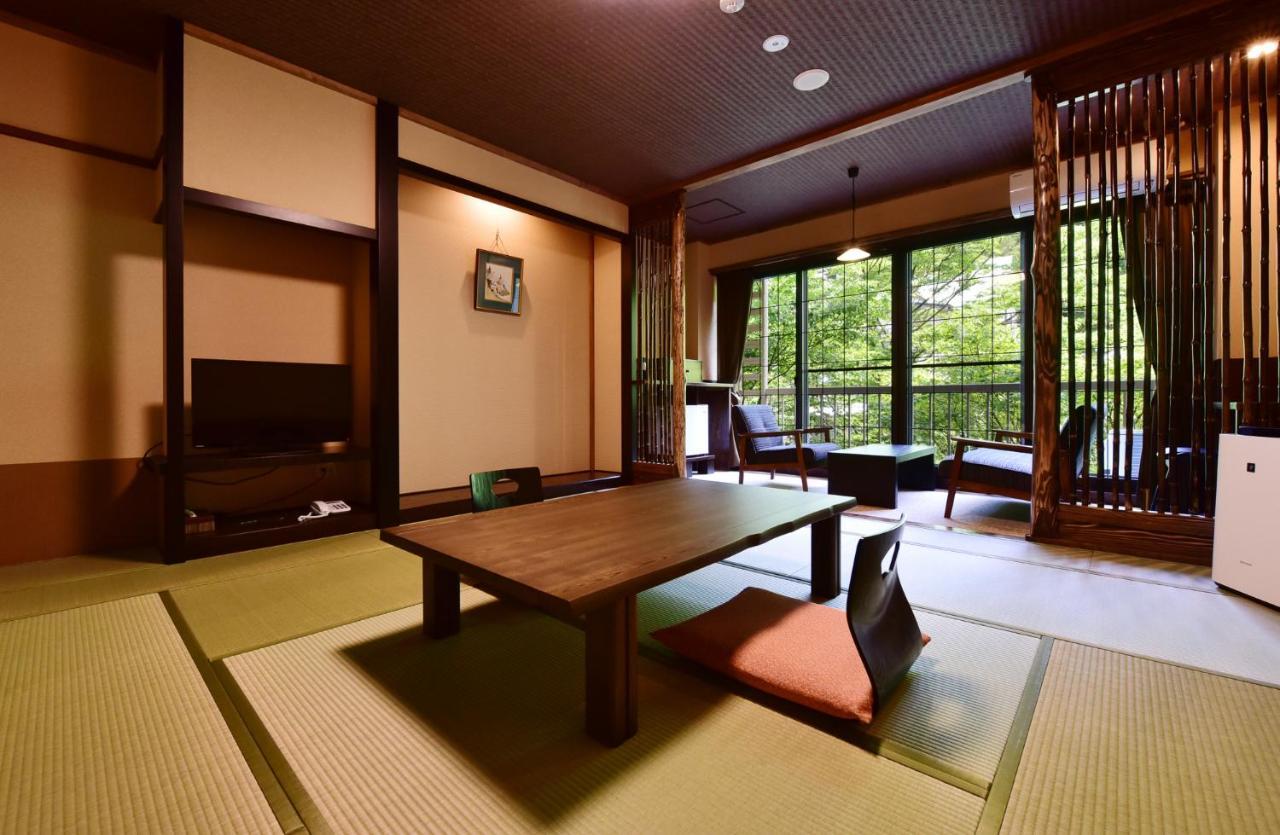 Kutsurogijyuku Shintaki Hotel Aizuwakamatsu Luaran gambar