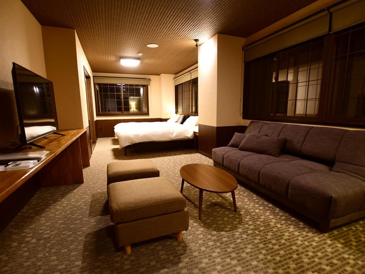 Kutsurogijyuku Shintaki Hotel Aizuwakamatsu Luaran gambar