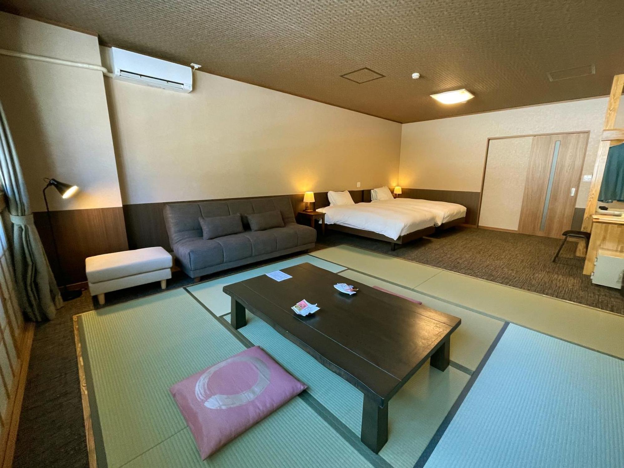 Kutsurogijyuku Shintaki Hotel Aizuwakamatsu Luaran gambar