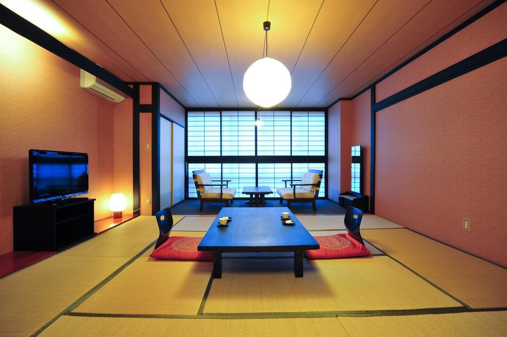 Kutsurogijyuku Shintaki Hotel Aizuwakamatsu Luaran gambar